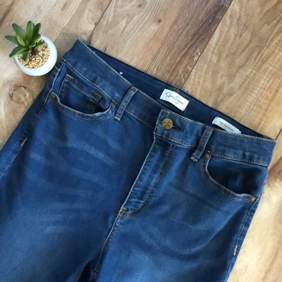 Curvy HIGH RISE SKINNY Jeans sz10/30 run small=sz6 - Picture 4 of 9